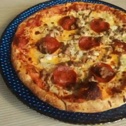 Pizza Carnivora Grande