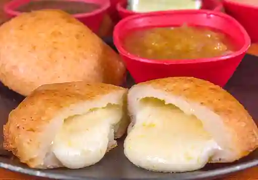 Empanada de Queso Dulce