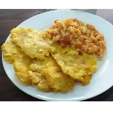 Huevos Pericos con Patacon