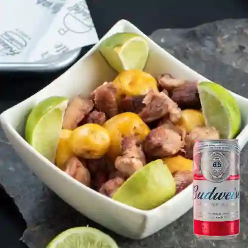 Combo Chicharrón c/ Papas + Budweiser Lta 269ml