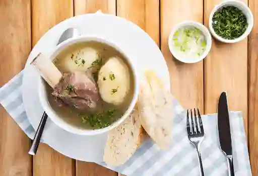 Caldo de Costilla O Carne