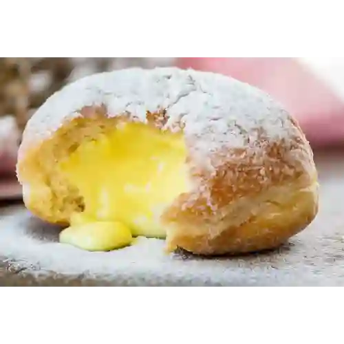 Dona Rellena de Crema Pastelera