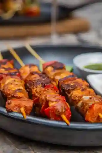 Salmón Tikka Kebabs