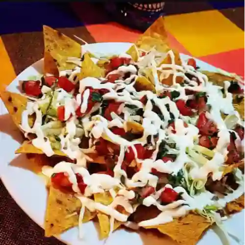Nachos Supremo con Pollo