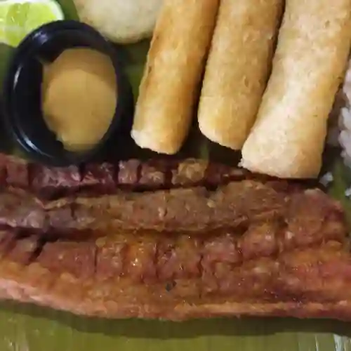 Chicharrón Carnudo