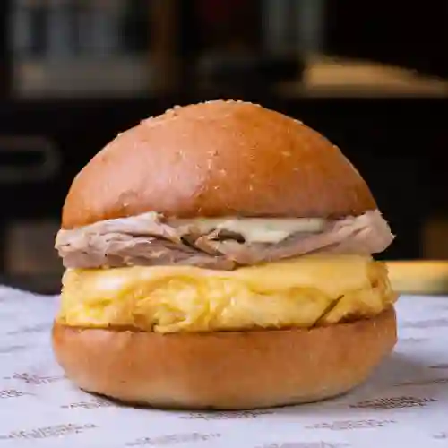 Desayuno Lechón a la Leña