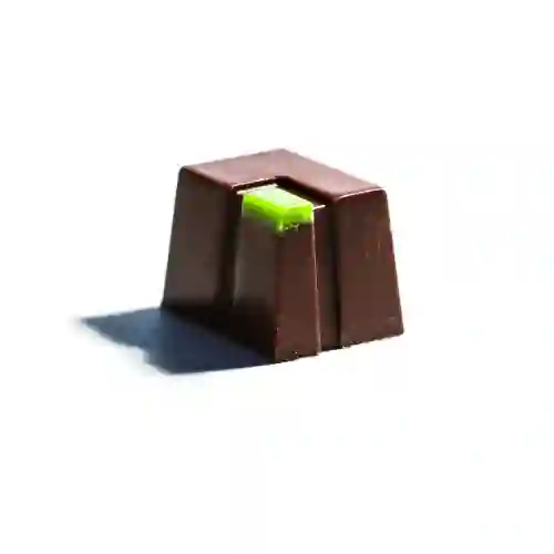 Bombón Mora
