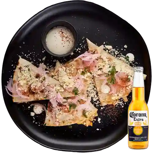 Combo Quesadilla Tinga de Pollo + Corona 330 ml