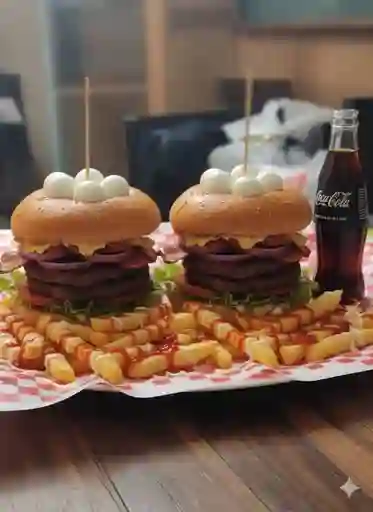 Combo 2 Hamburguesas Clasicas