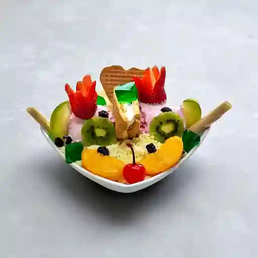 ¡Promo! 3X2 Ensalada Super Frutty Espress