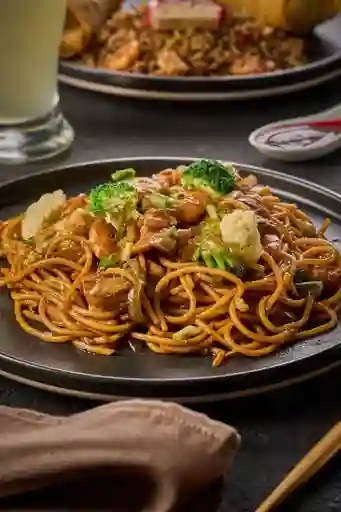 Lomein a la Muralla Mediano