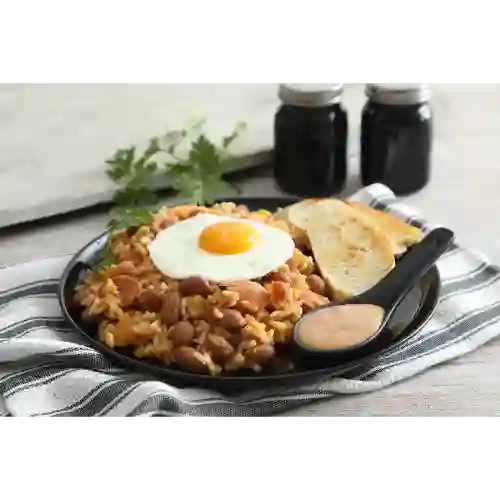 Desayuno con Calentado Especial