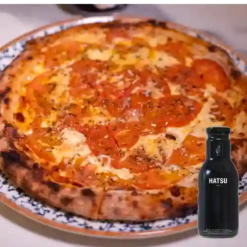 Combo Pizza Margarita + Hatsu Negro 400 ml