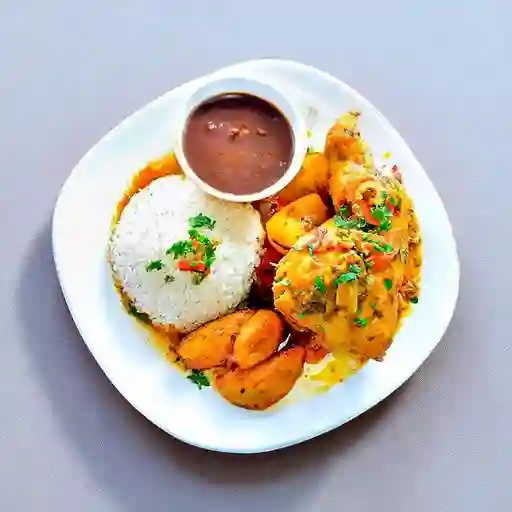 Pechuga y Patacón
