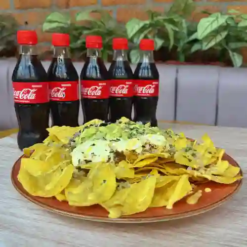 Nachos para 5 + Coca Cola