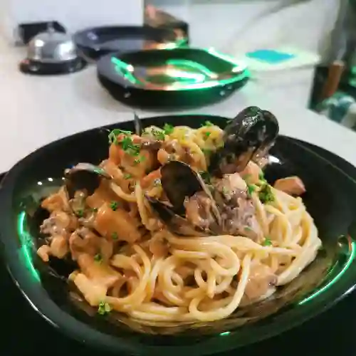 Pasta de Frutos Del Mar