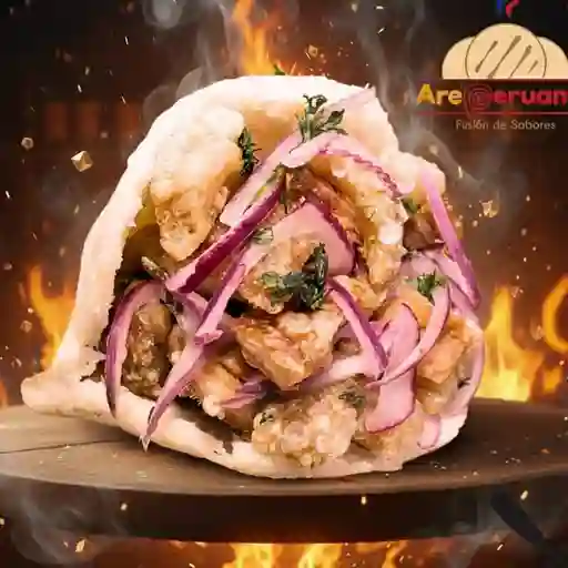 Arepa ceviche de chicharron