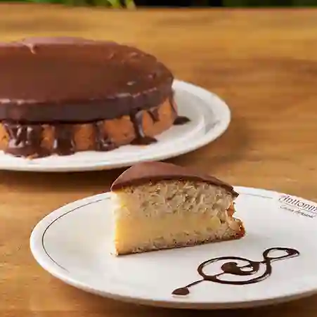 Porción Boston Cream Pie