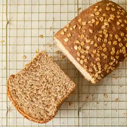 Pan de Masa Madre Integral con Avena