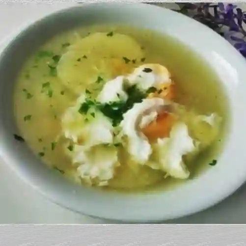 Caldo de huevo con papa