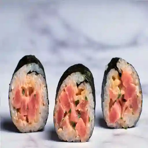 Spicy tuna maki