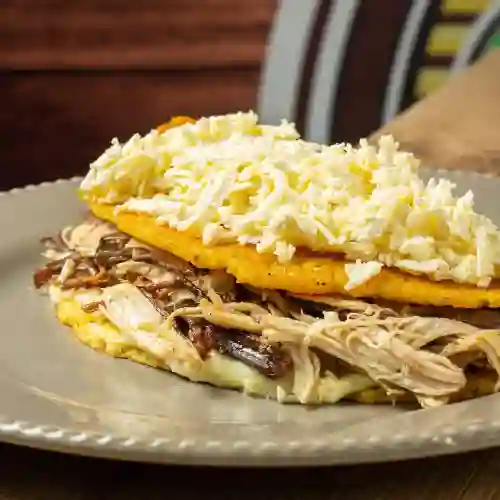 Rellenita de Pollo