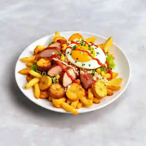 Salchipapa Ranchero