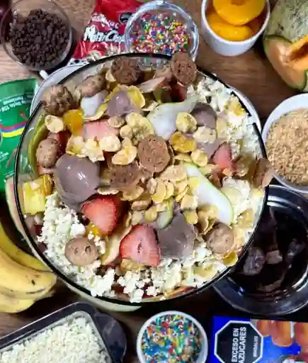 Ensalada de Frutas Tamaño Familiar