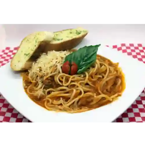 Spaghetti a la Boloñesa