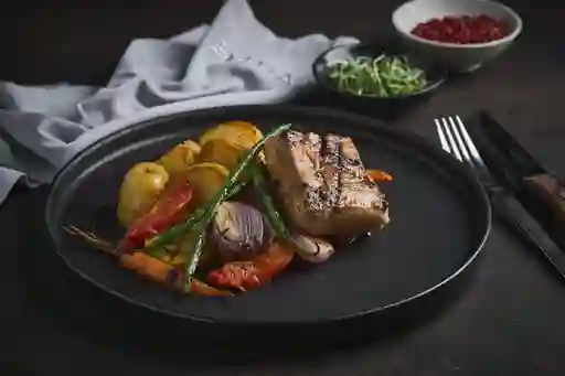 Pesca Blanca & Vegetales Al Horno