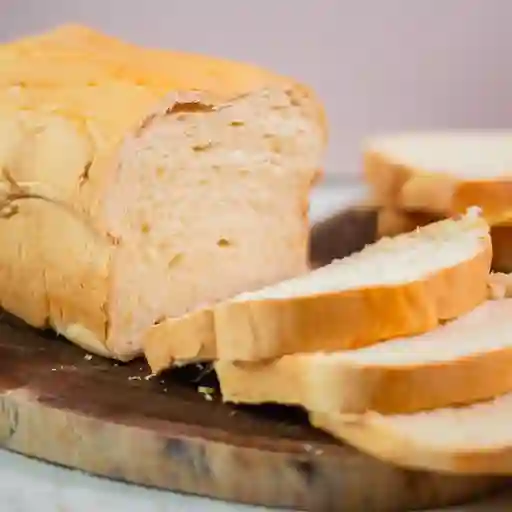 Pan molde de leche entero