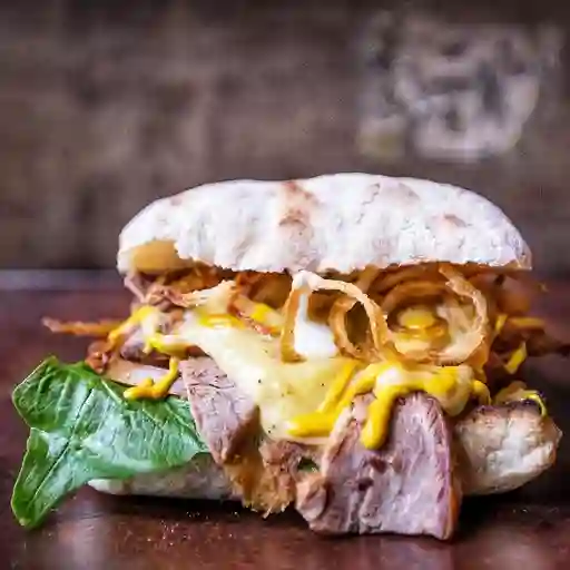 Sándwich de Roast Beef Queso Roquefort