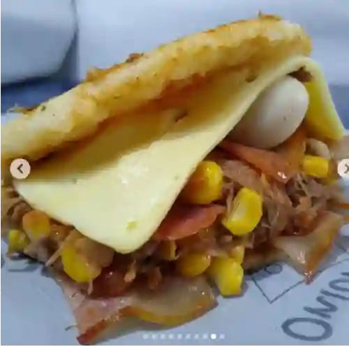 Arepa con Carne