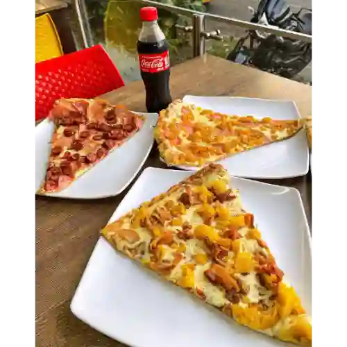Porción Tradicional + Coca Cola 250 ml