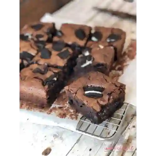 Brownie de Doble Chocolate con Oreo