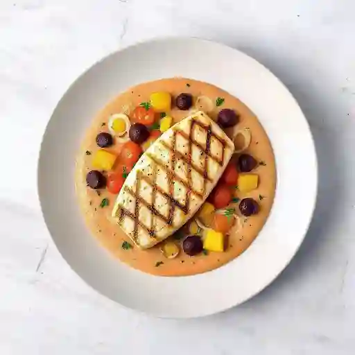 Pesca Fresca en Crema Agria de Tomate
