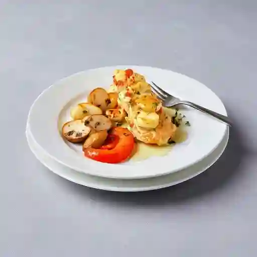 Salmon en Salsa de Camarones