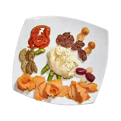 Burrata con Salmón