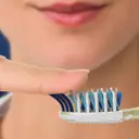 Cepillo de Dientes Oral-B 7 Beneficios 2 Unidades
