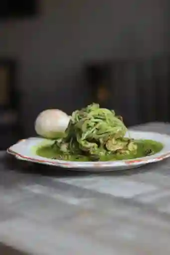 Ceviche Mixto a la Parrilla en Salsa Pesto