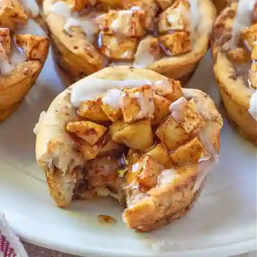 Manzana y Nueces Cinnamon Rolls X 12