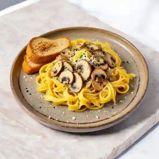 Pollo Con Champinones