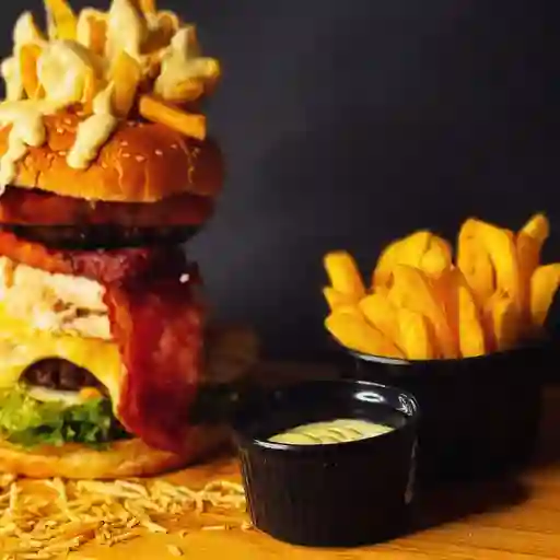 La reina bocados+papas francesas+gaseosa