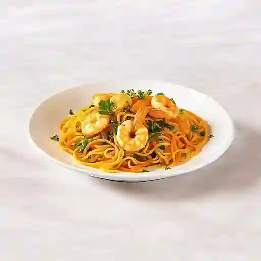Tallarines De Camarones Y Pescado
