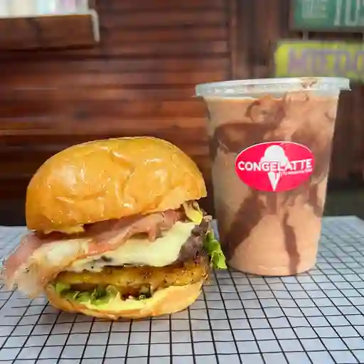 Combo hamburgo y malteada 16oz