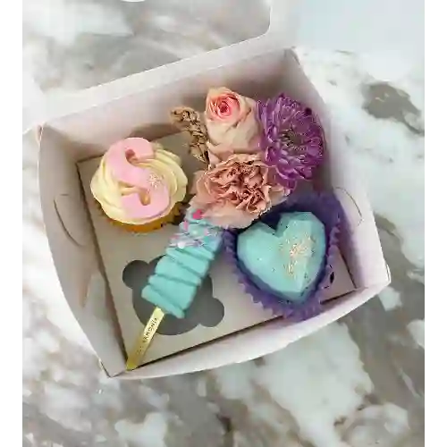 Box Letra & Flores