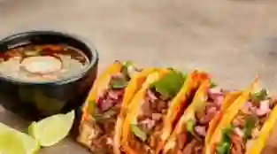 4 Tacos de cochinita