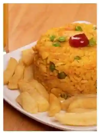 Arroz con Pollo y Bebida