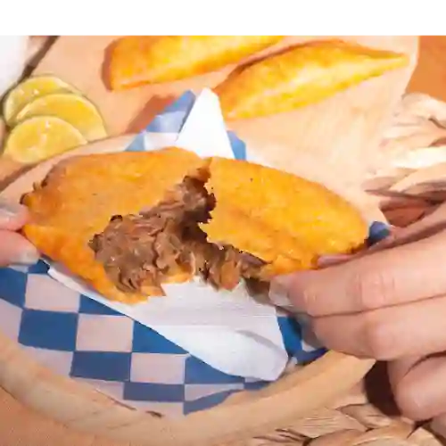 Pastel con carne desmechada