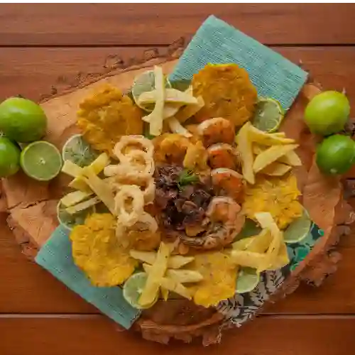 Picada de Mariscos